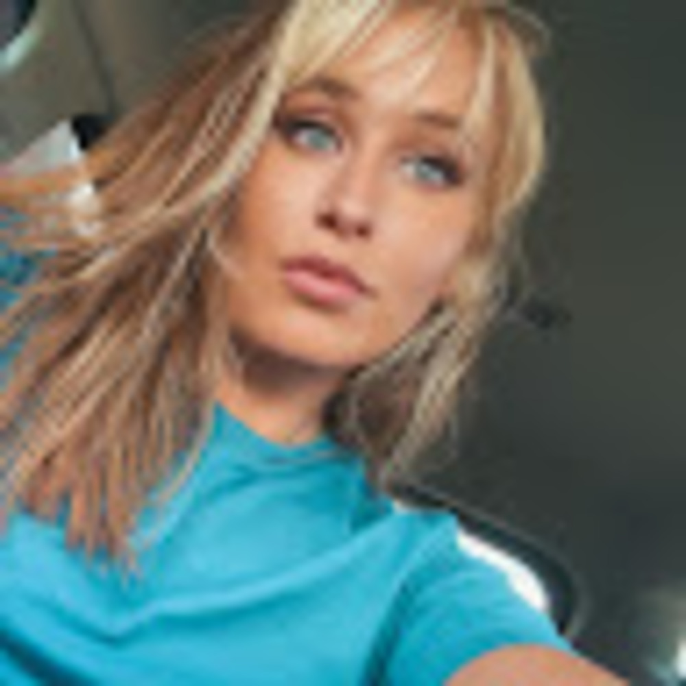 Meet your Posher, Kelsie